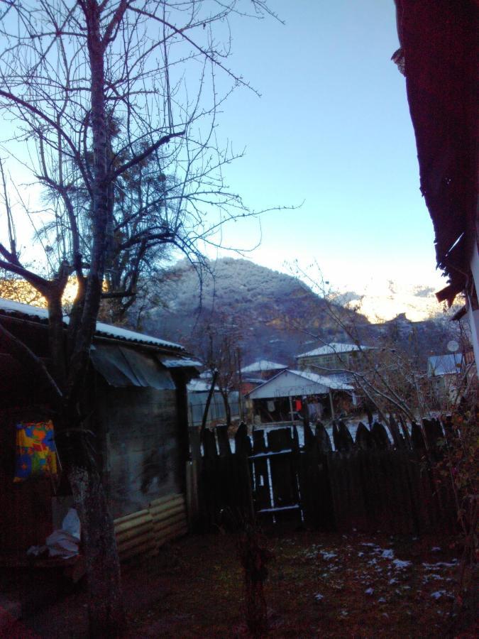 9 Plus - Orbeli Bagian luar foto