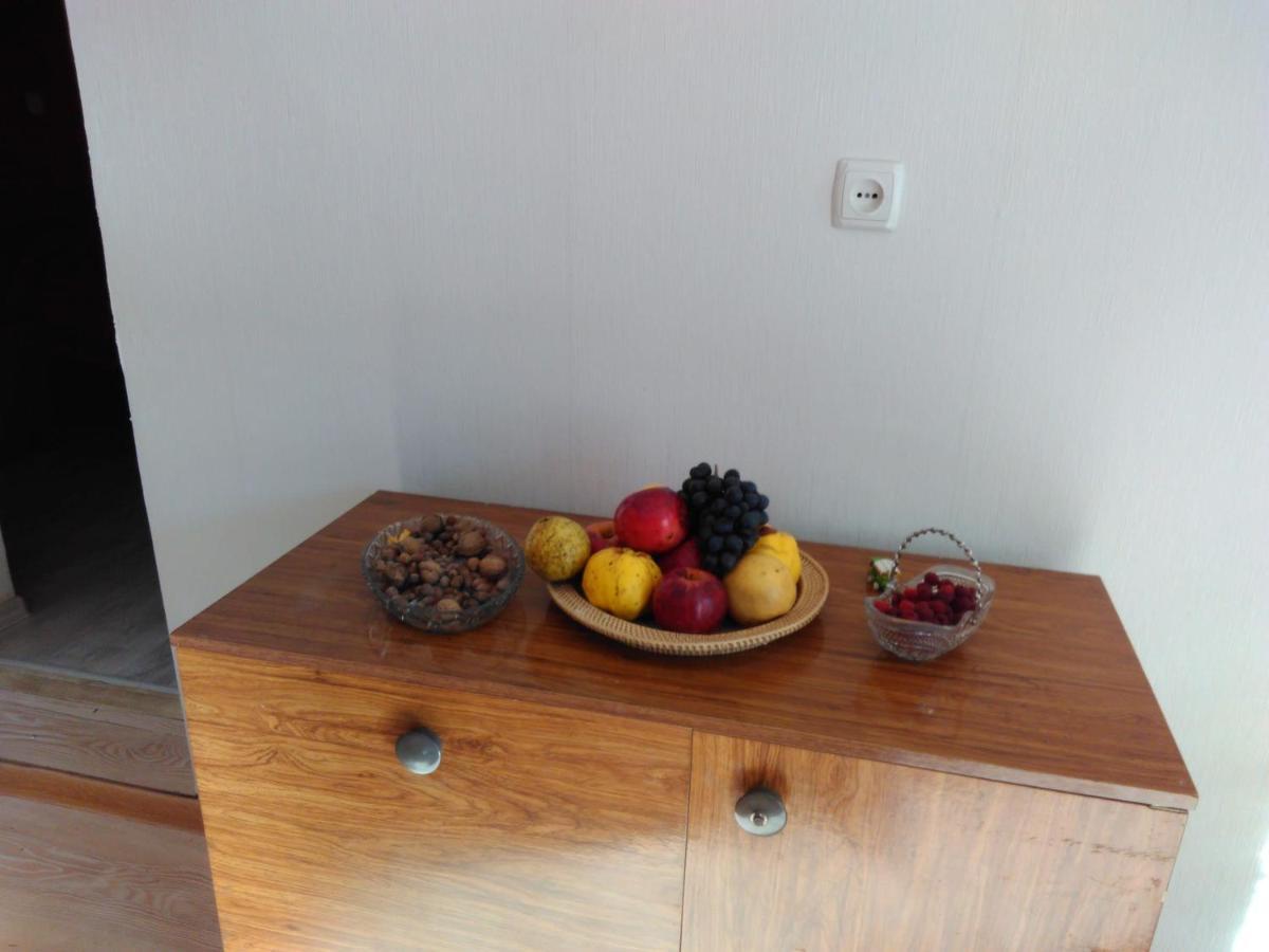 9 Plus - Orbeli Bagian luar foto